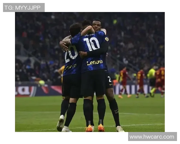 罗马队迎战门兴格拉德巴赫期待精彩对决与胜利的较量 罗马队迎战门兴格拉德巴赫期待精彩对决与胜利的较量