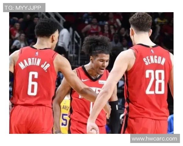 大合同在招手!火箭新星强势反弹 半场疯砍20分离别低迷 大合同在招手!火箭新星强势反弹 半场疯砍20分离别低迷